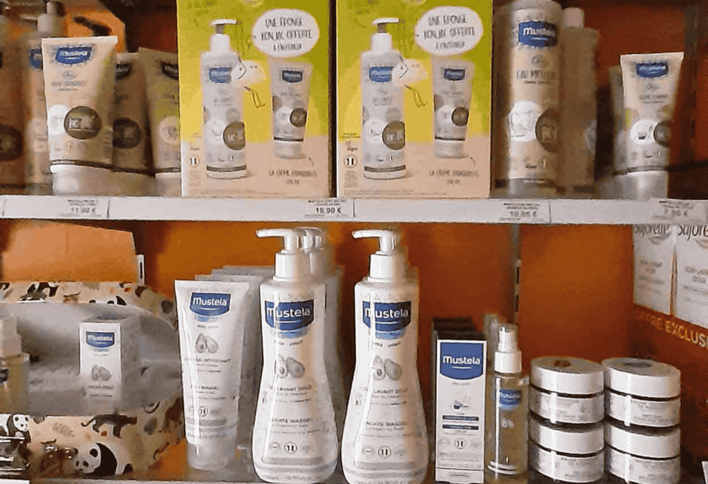 Gamme de soins bébé et jeunes enfants en rayon parapharmacie à Capbreton